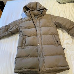 Aritzia Super Puff Mid cliMATTE in Modern Taupe